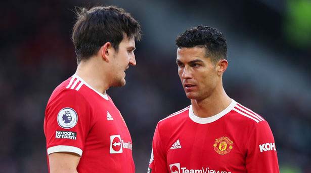 Ronaldo and Maguire in fresh Man Utd row over captaincy as Rangnick ...