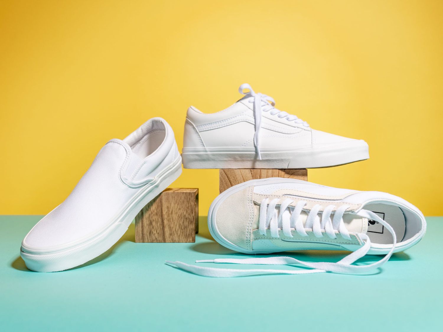 White leather clearance canvas shoes