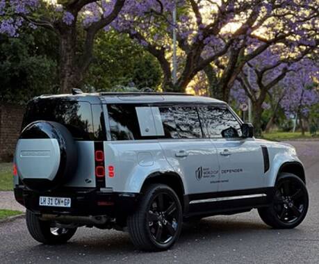 2021 land deals rover defender p400e